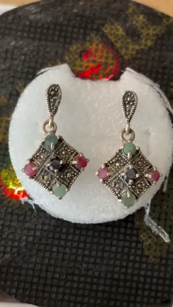 Natural Stone Silver Earrings – Traditional Style